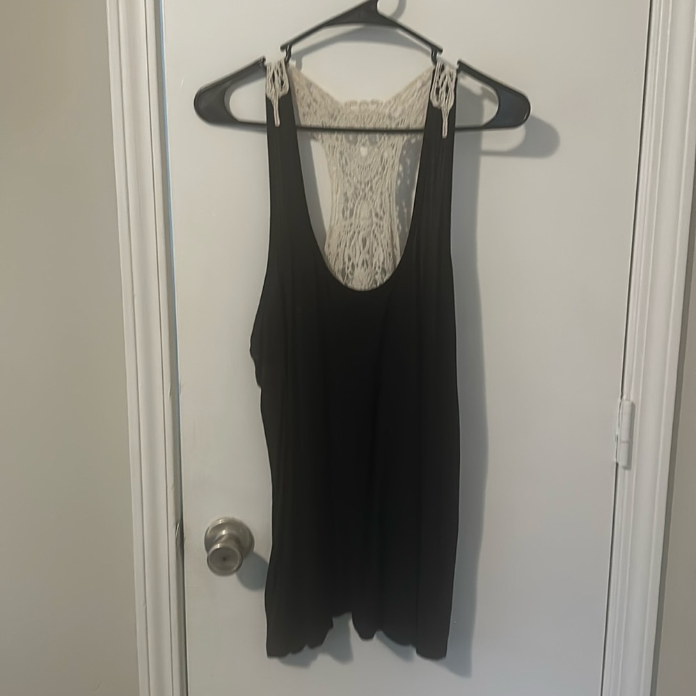 Hot Topic tank top- L